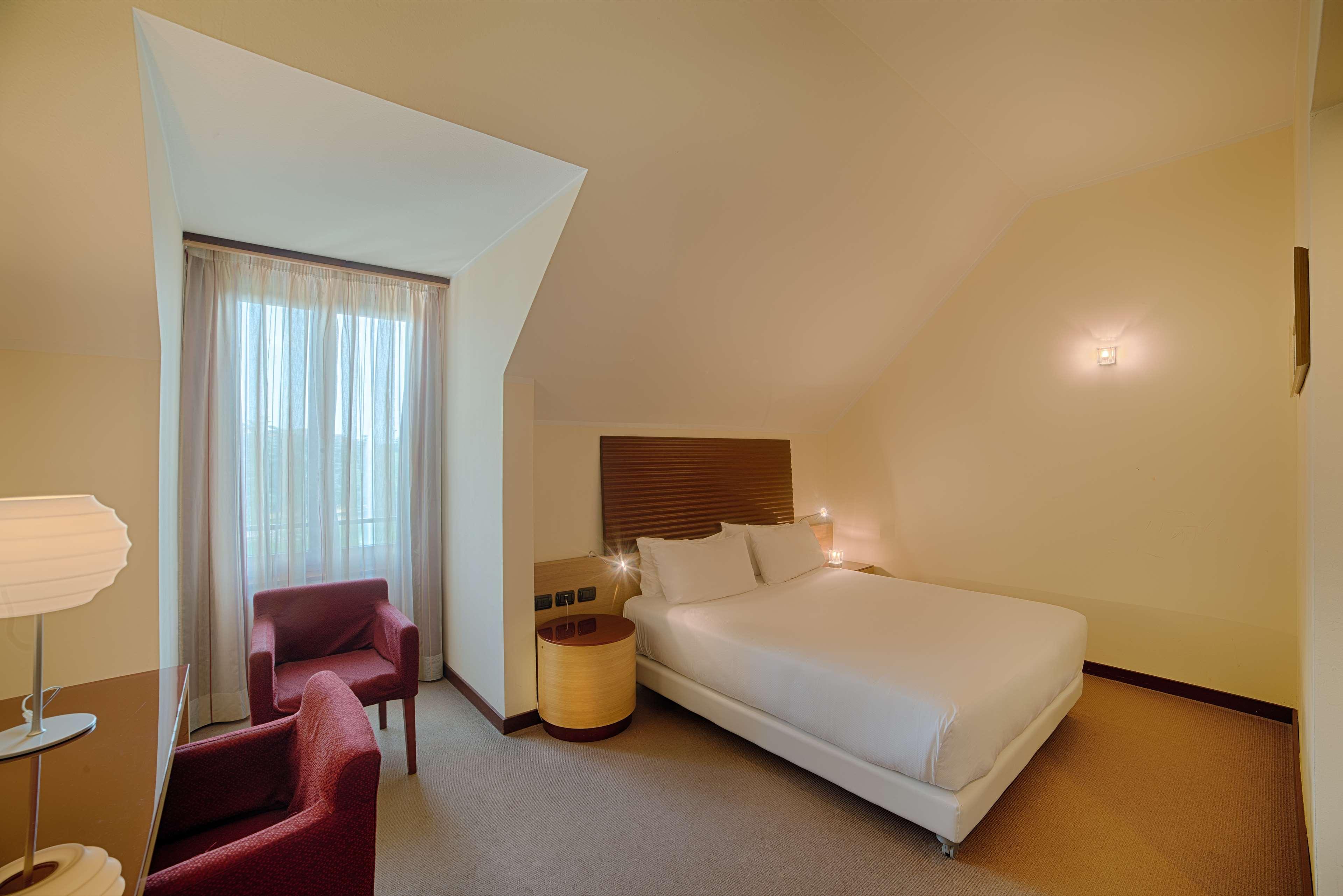 Nh Milano 2 Hotel Segrate Exterior photo